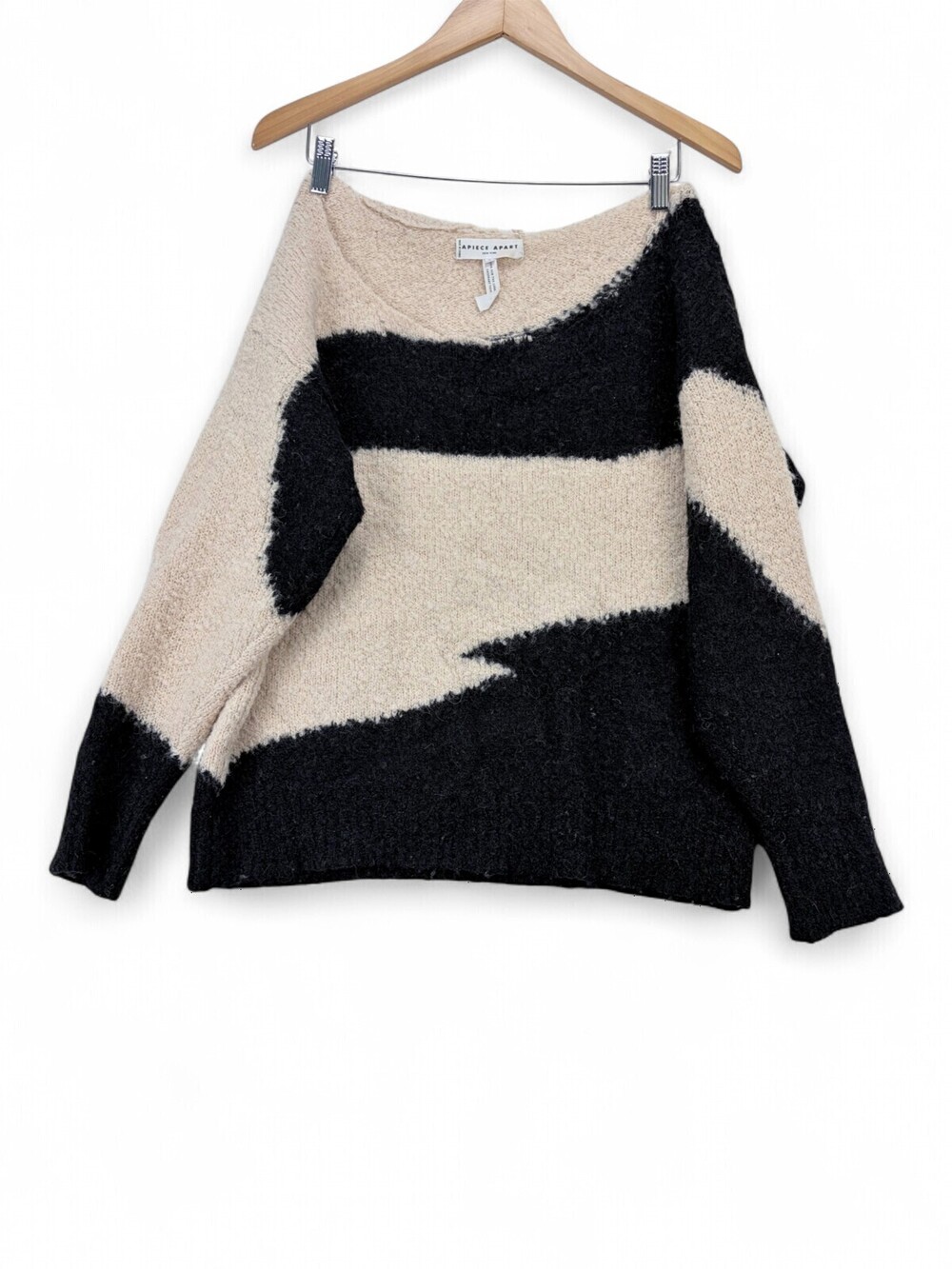 A Piece Apart Off-Shoulder Alpaca-Wool Sweater S Black & Cream